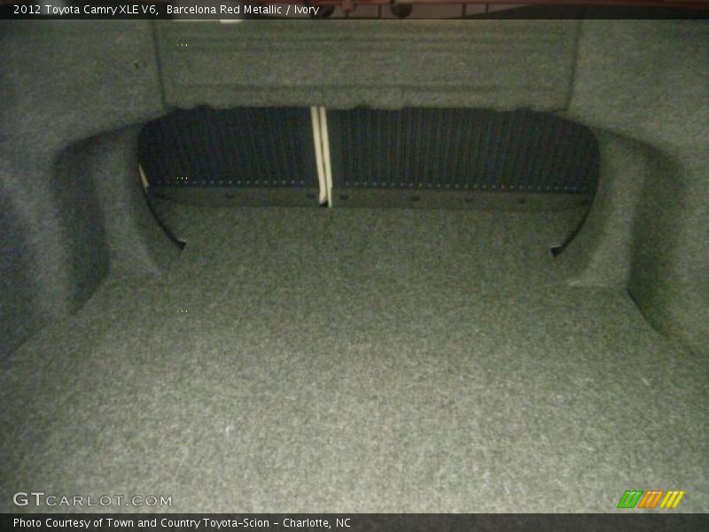 Barcelona Red Metallic / Ivory 2012 Toyota Camry XLE V6