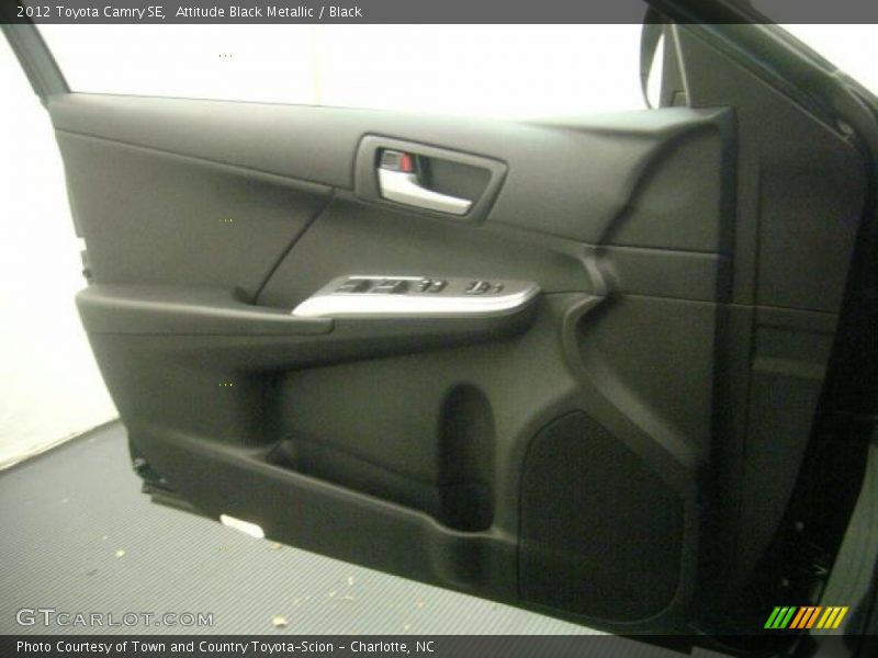 Attitude Black Metallic / Black 2012 Toyota Camry SE