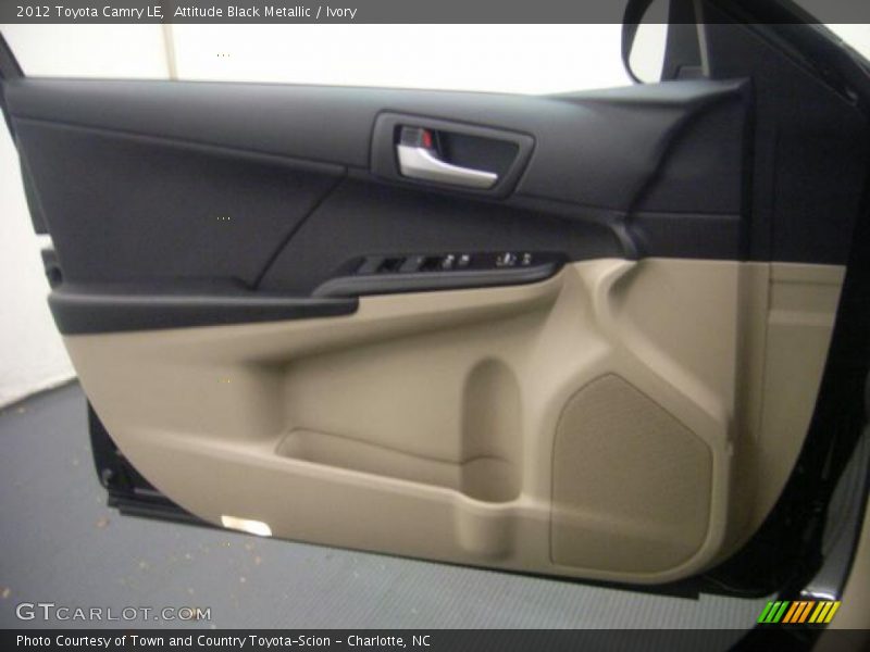 Attitude Black Metallic / Ivory 2012 Toyota Camry LE