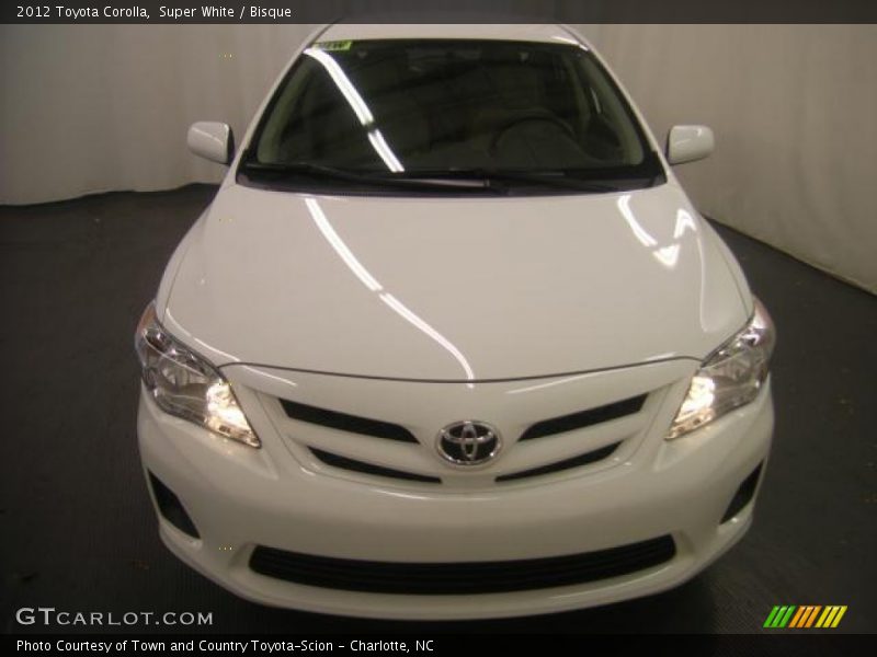 Super White / Bisque 2012 Toyota Corolla