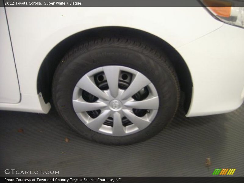 Super White / Bisque 2012 Toyota Corolla
