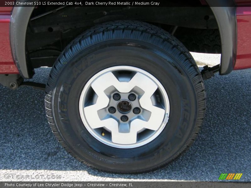 Dark Cherry Red Metallic / Medium Gray 2003 Chevrolet S10 LS Extended Cab 4x4