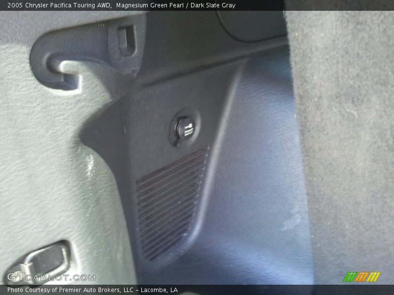 Magnesium Green Pearl / Dark Slate Gray 2005 Chrysler Pacifica Touring AWD
