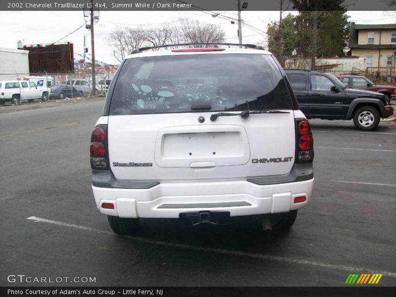 Summit White / Dark Pewter 2002 Chevrolet TrailBlazer LS 4x4