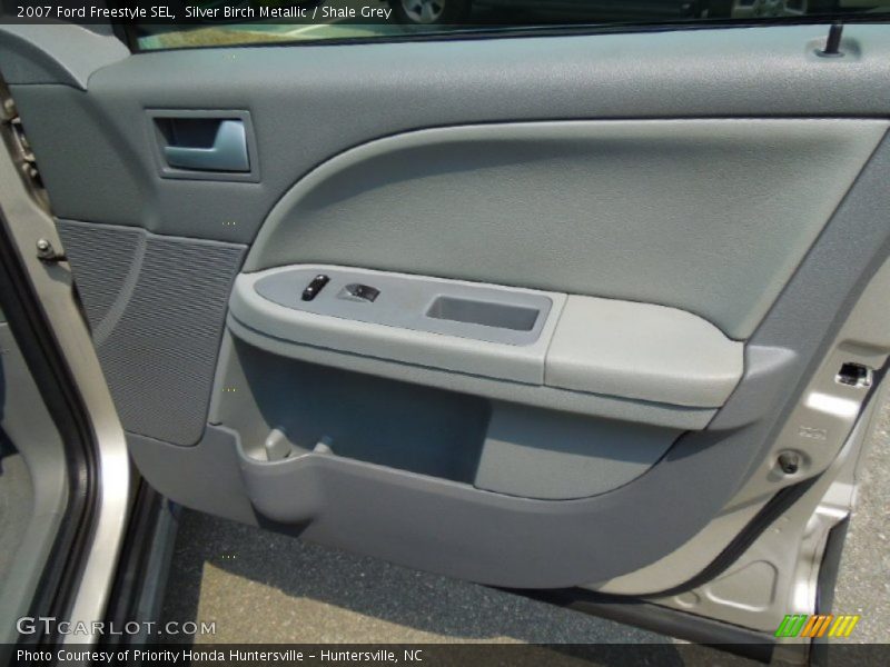 Silver Birch Metallic / Shale Grey 2007 Ford Freestyle SEL