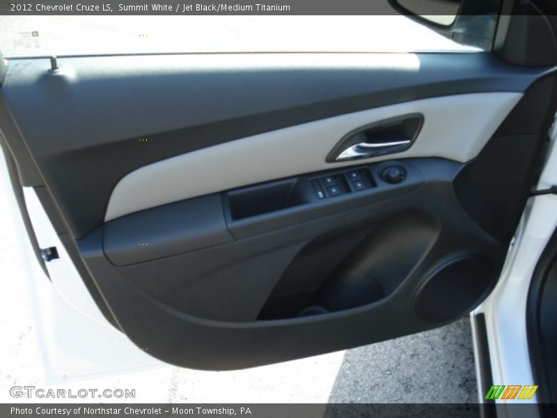 Summit White / Jet Black/Medium Titanium 2012 Chevrolet Cruze LS
