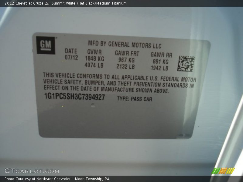 Summit White / Jet Black/Medium Titanium 2012 Chevrolet Cruze LS