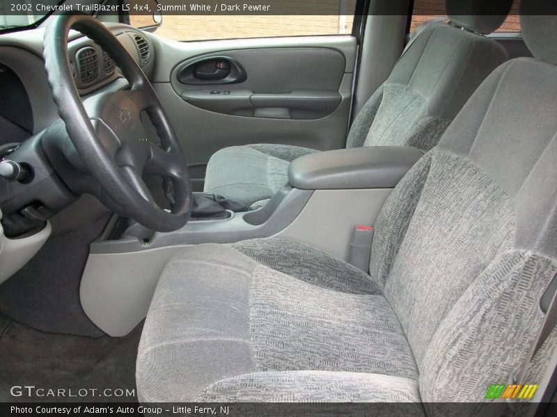 Summit White / Dark Pewter 2002 Chevrolet TrailBlazer LS 4x4