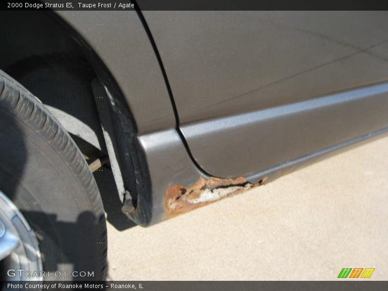 Taupe Frost / Agate 2000 Dodge Stratus ES