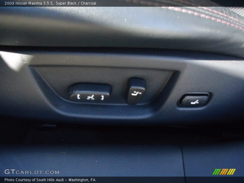 Super Black / Charcoal 2009 Nissan Maxima 3.5 S