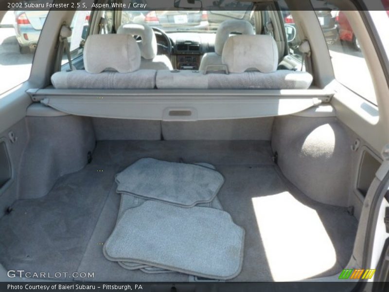 Aspen White / Gray 2002 Subaru Forester 2.5 S