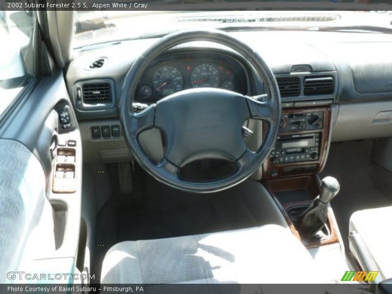Aspen White / Gray 2002 Subaru Forester 2.5 S