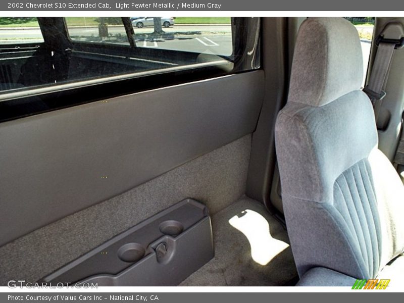 Light Pewter Metallic / Medium Gray 2002 Chevrolet S10 Extended Cab