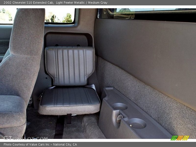 Light Pewter Metallic / Medium Gray 2002 Chevrolet S10 Extended Cab