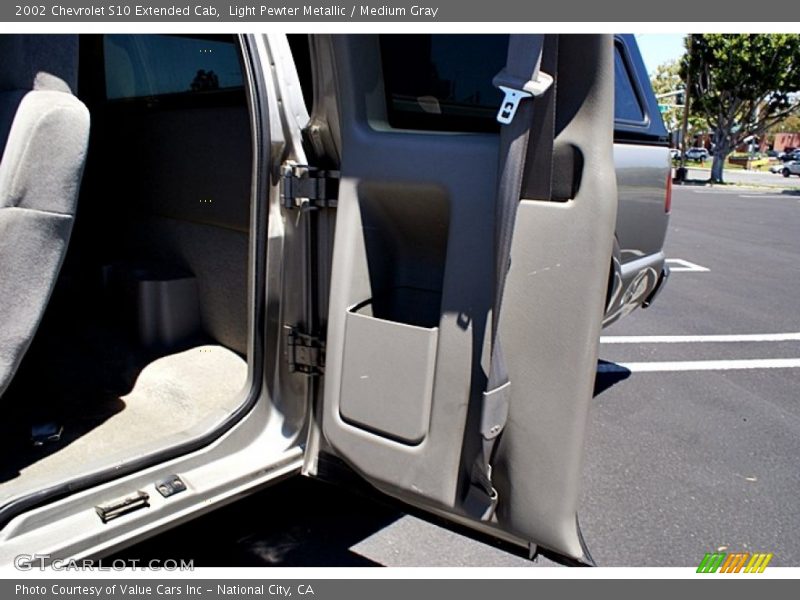 Light Pewter Metallic / Medium Gray 2002 Chevrolet S10 Extended Cab