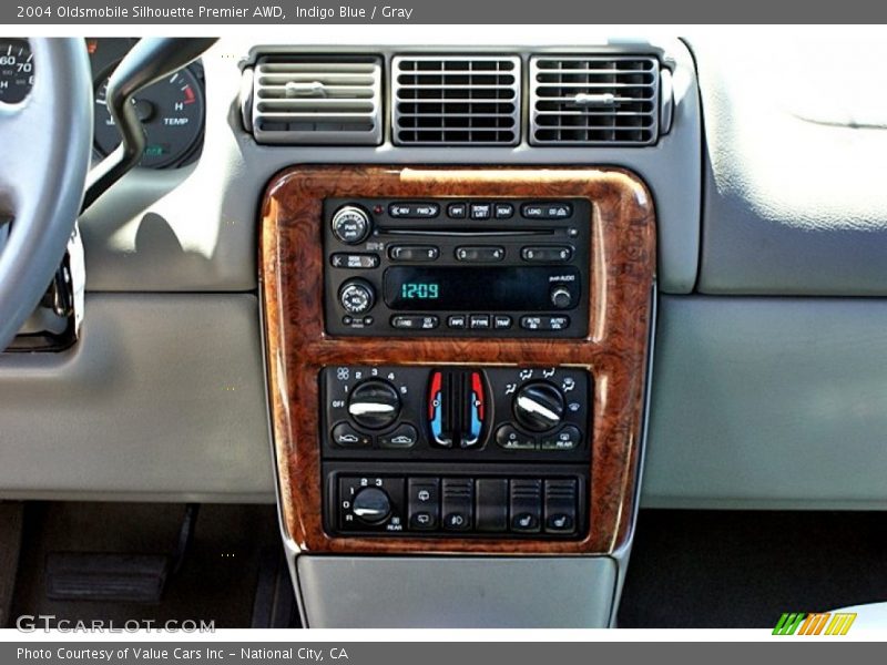 Indigo Blue / Gray 2004 Oldsmobile Silhouette Premier AWD