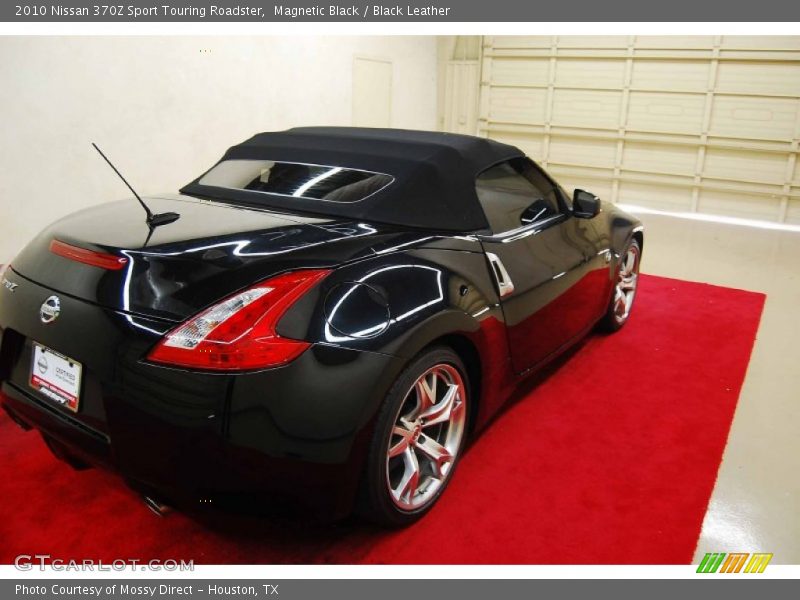 Magnetic Black / Black Leather 2010 Nissan 370Z Sport Touring Roadster
