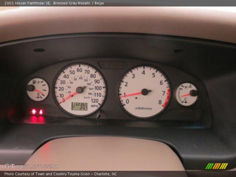 Bronzed Gray Metallic / Beige 2001 Nissan Pathfinder SE