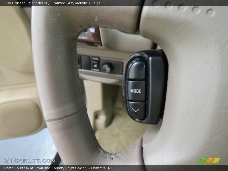 Bronzed Gray Metallic / Beige 2001 Nissan Pathfinder SE