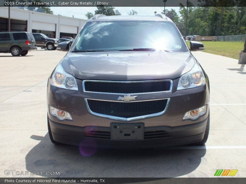 Cyber Gray Metallic / Ebony 2009 Chevrolet Traverse LT