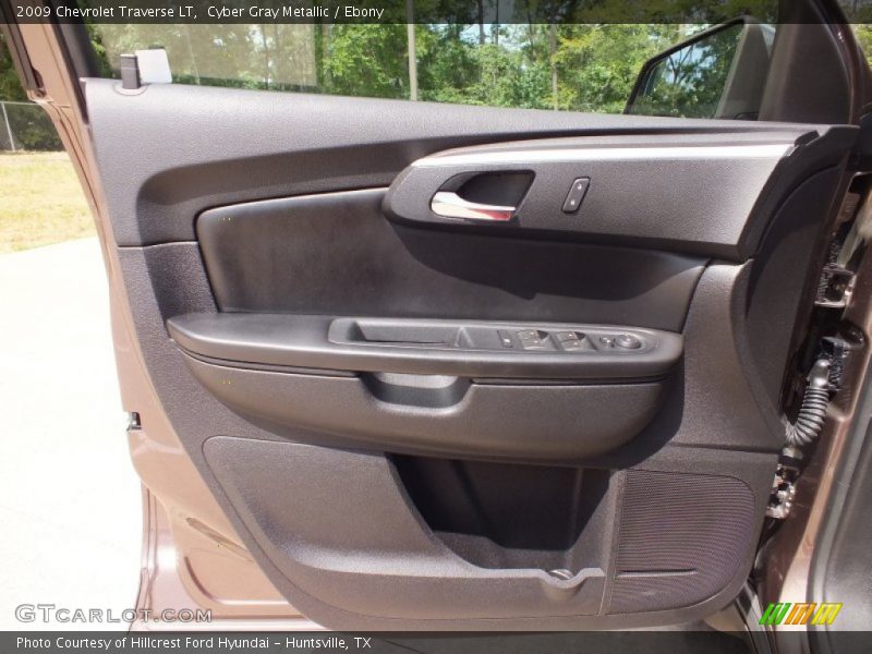 Cyber Gray Metallic / Ebony 2009 Chevrolet Traverse LT