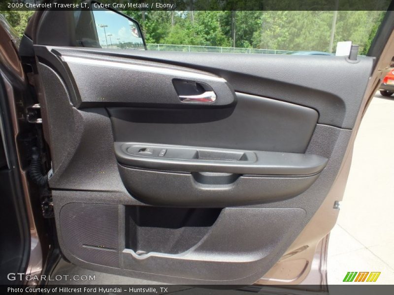 Cyber Gray Metallic / Ebony 2009 Chevrolet Traverse LT