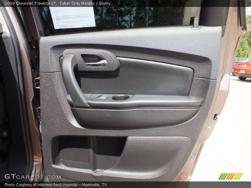 Cyber Gray Metallic / Ebony 2009 Chevrolet Traverse LT