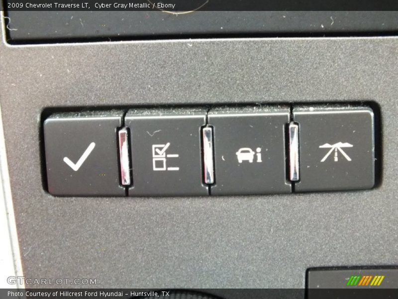 Cyber Gray Metallic / Ebony 2009 Chevrolet Traverse LT