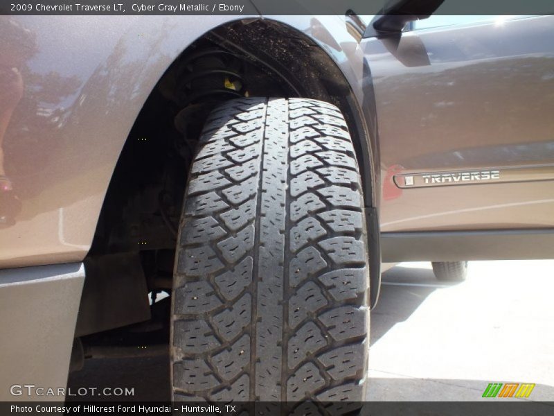 Cyber Gray Metallic / Ebony 2009 Chevrolet Traverse LT