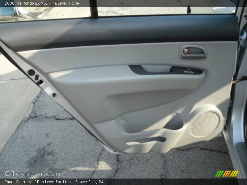 Fine Silver / Gray 2008 Kia Rondo EX V6