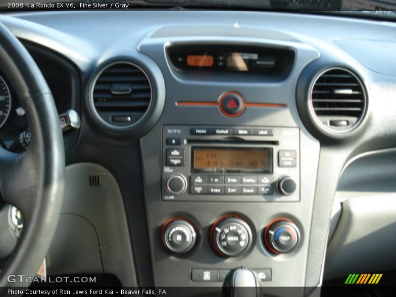 Fine Silver / Gray 2008 Kia Rondo EX V6