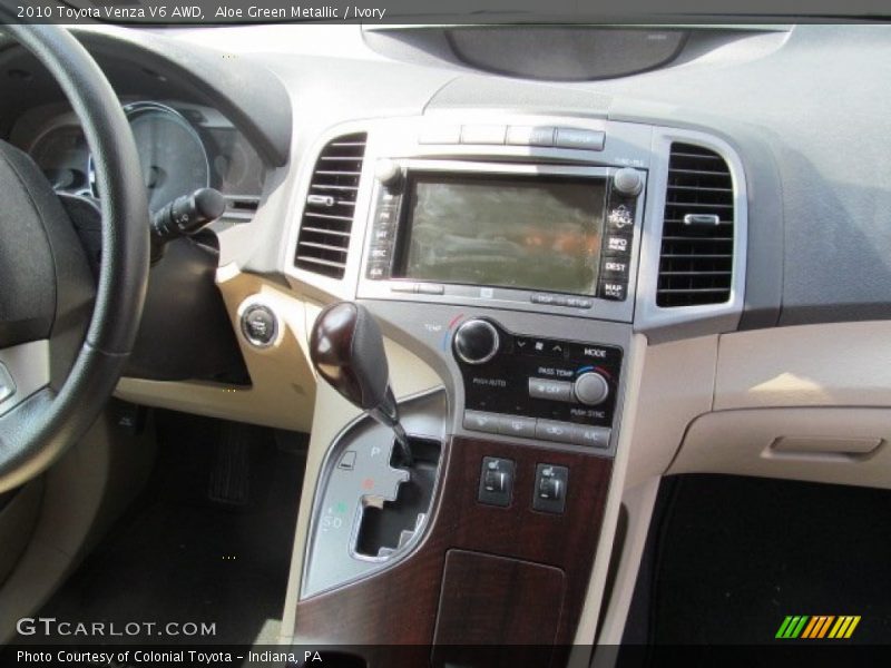 Aloe Green Metallic / Ivory 2010 Toyota Venza V6 AWD
