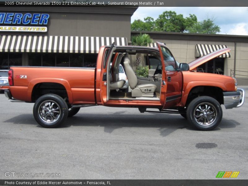 Sunburst Orange Metallic / Tan 2005 Chevrolet Silverado 1500 Z71 Extended Cab 4x4