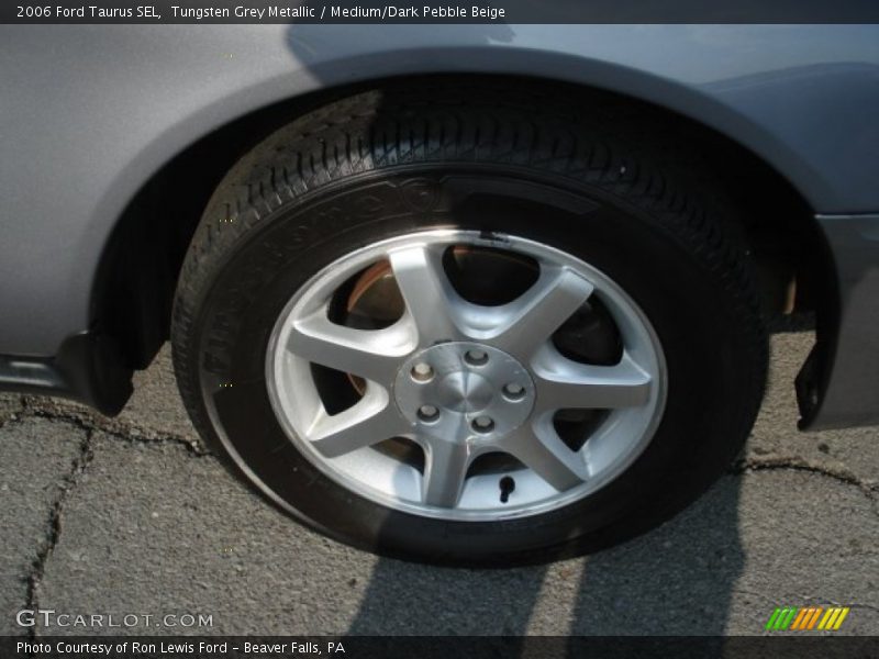 Tungsten Grey Metallic / Medium/Dark Pebble Beige 2006 Ford Taurus SEL