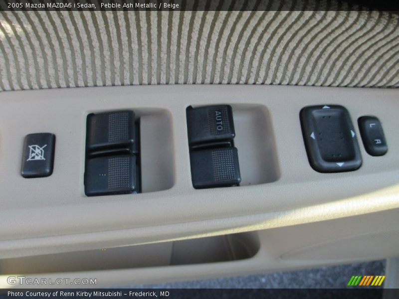 Pebble Ash Metallic / Beige 2005 Mazda MAZDA6 i Sedan