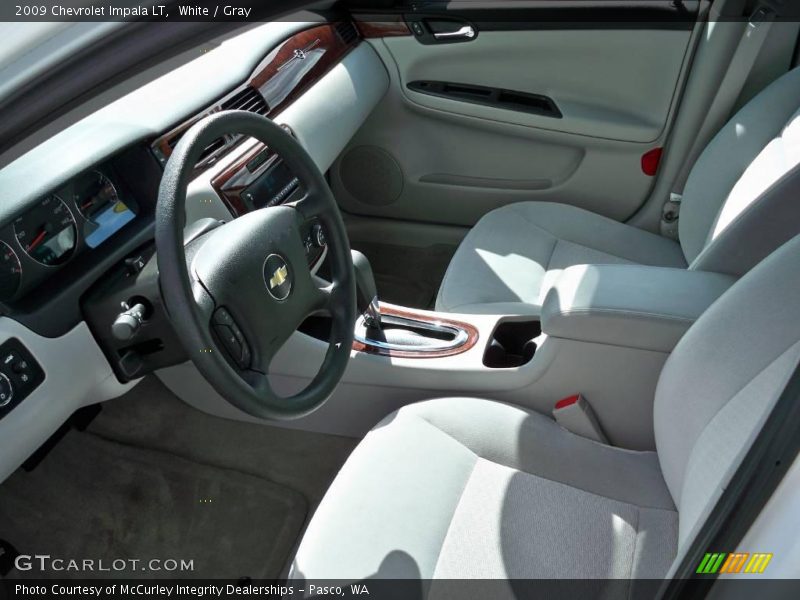 White / Gray 2009 Chevrolet Impala LT