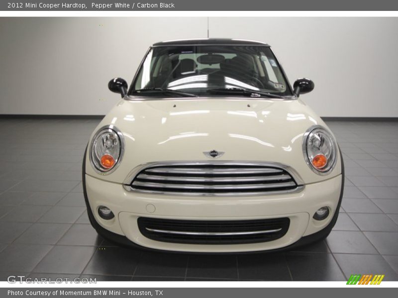 Pepper White / Carbon Black 2012 Mini Cooper Hardtop