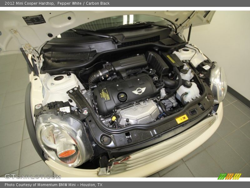 Pepper White / Carbon Black 2012 Mini Cooper Hardtop