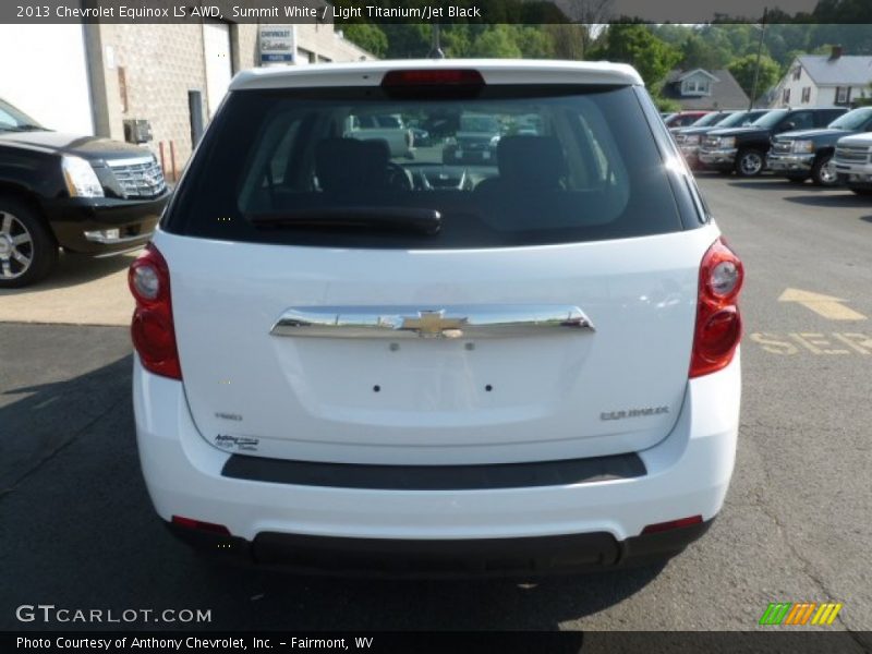 Summit White / Light Titanium/Jet Black 2013 Chevrolet Equinox LS AWD