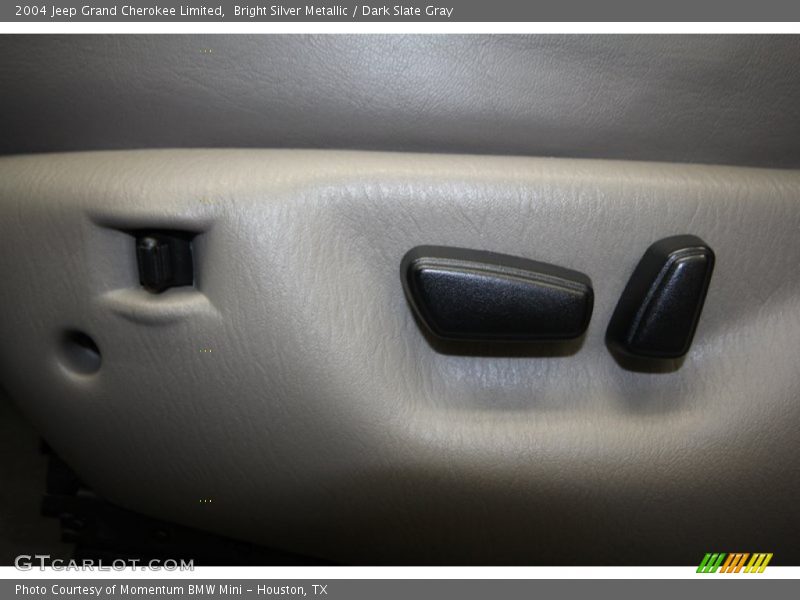 Bright Silver Metallic / Dark Slate Gray 2004 Jeep Grand Cherokee Limited