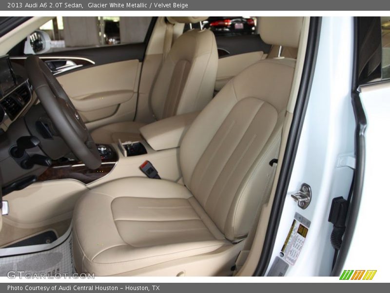 Front Seat of 2013 A6 2.0T Sedan