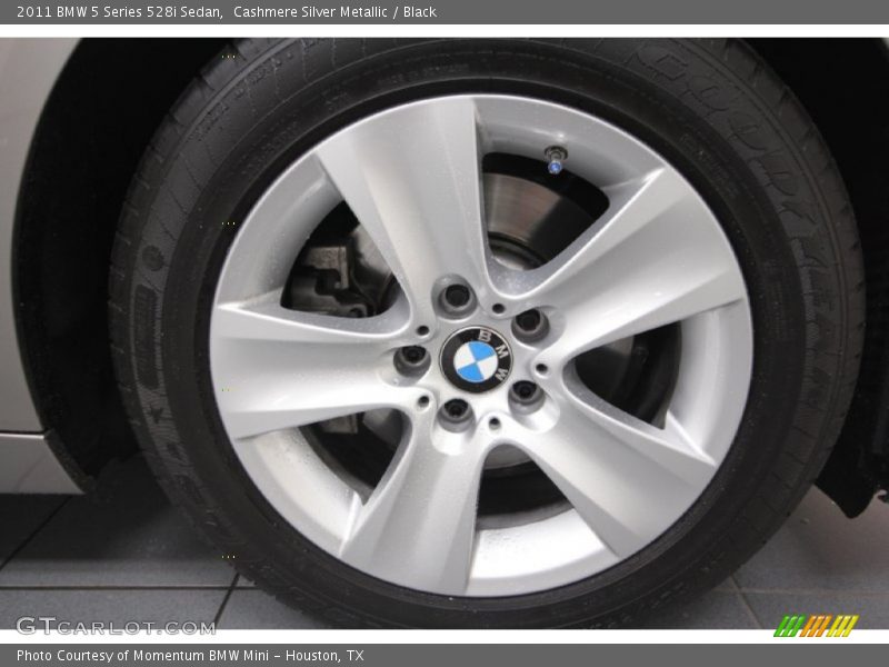 Cashmere Silver Metallic / Black 2011 BMW 5 Series 528i Sedan