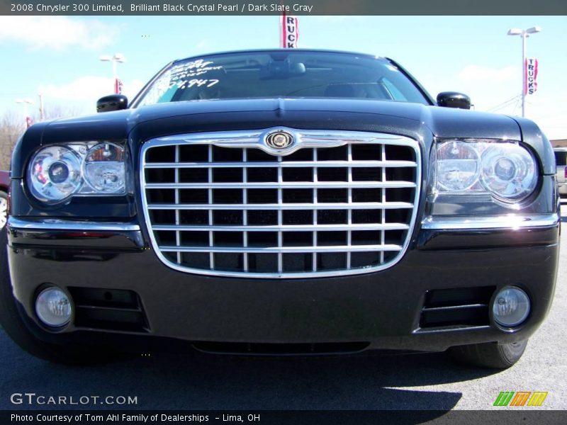 Brilliant Black Crystal Pearl / Dark Slate Gray 2008 Chrysler 300 Limited