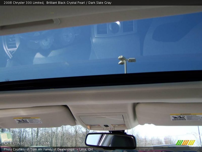 Brilliant Black Crystal Pearl / Dark Slate Gray 2008 Chrysler 300 Limited