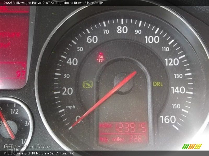 Mocha Brown / Pure Beige 2006 Volkswagen Passat 2.0T Sedan