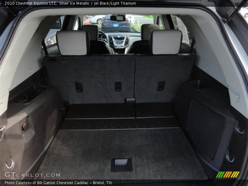  2010 Equinox LTZ Trunk