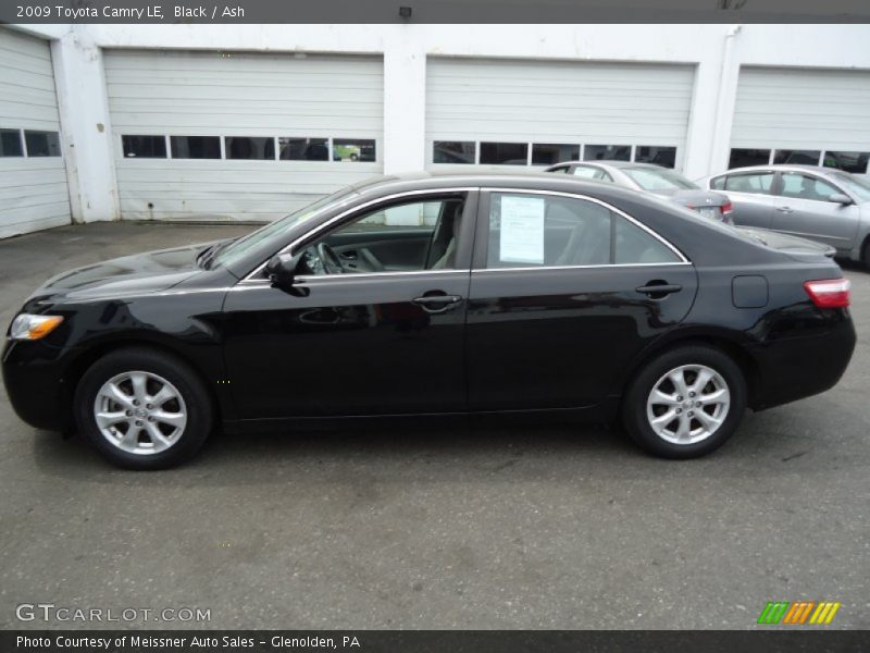 Black / Ash 2009 Toyota Camry LE