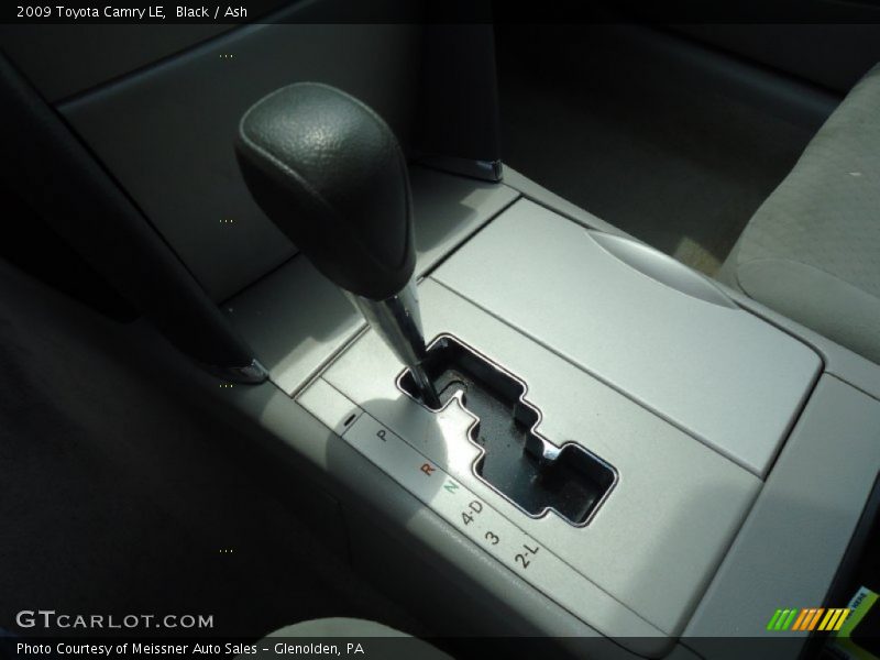 Black / Ash 2009 Toyota Camry LE