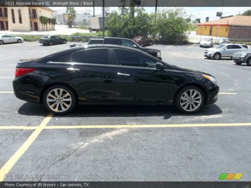 Midnight Black / Black 2013 Hyundai Sonata SE
