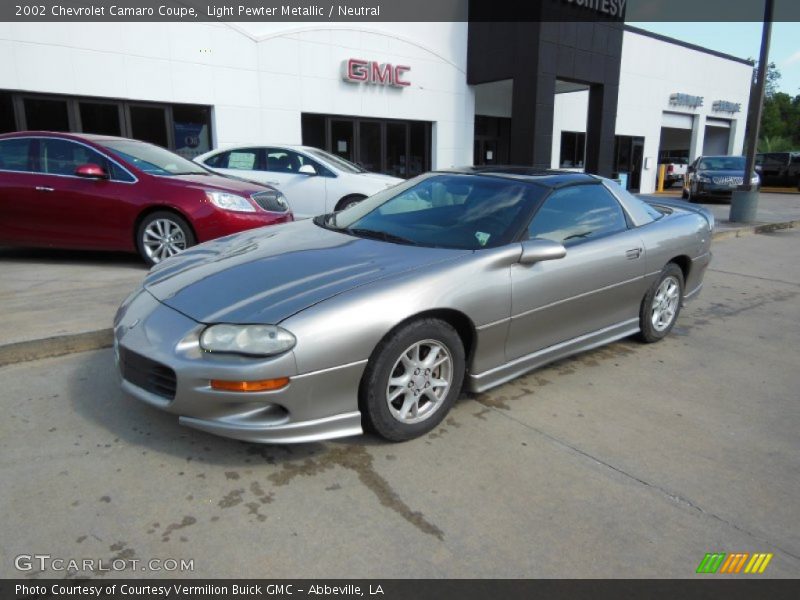 Front 3/4 View of 2002 Camaro Coupe